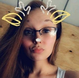 Meet your Posher, Shania